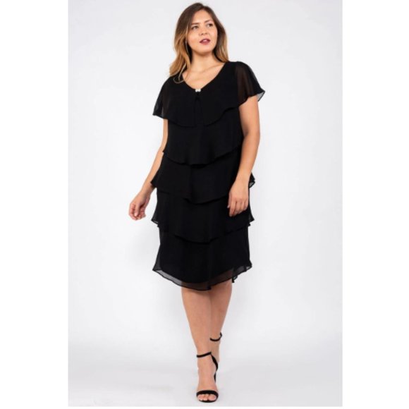 Tiered Capelet Dress - Picture 2 of 10